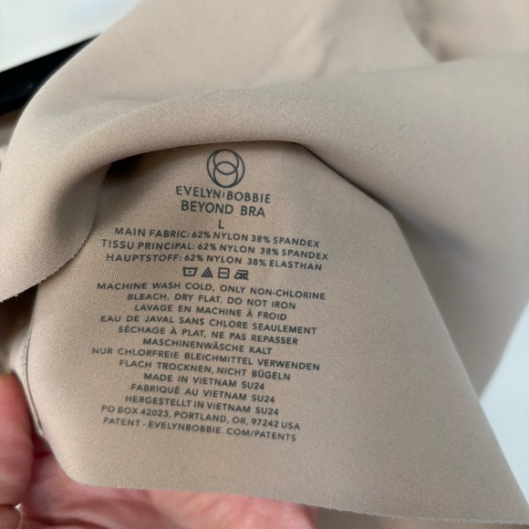 Evelyn Bobbie Beyond Bra Size L - Picture 2 of 9